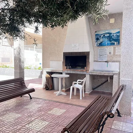 Perfect Pool Llm Apartment